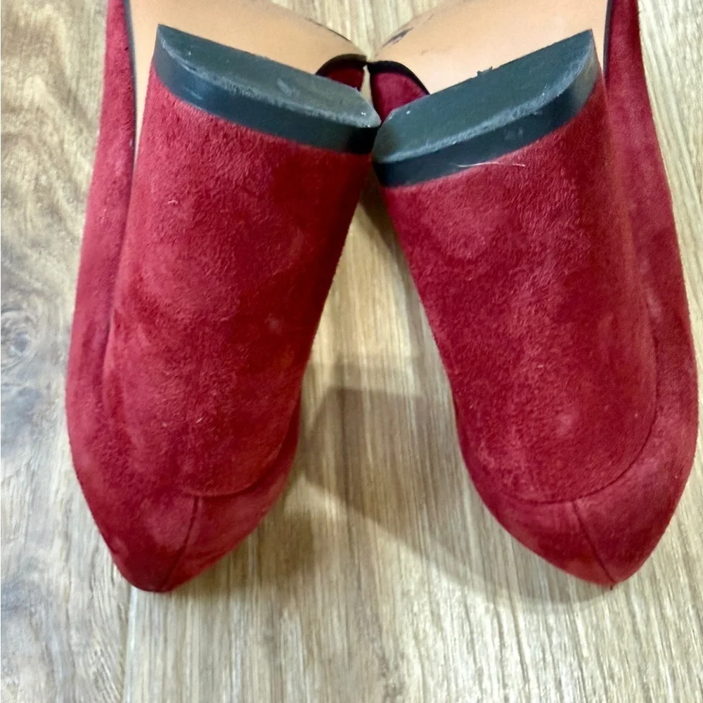 Jonak Burgundy Suede Chain Fringe Block Heel Pumps Made in Italy Size 38